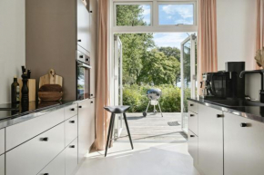 Modern Family Home By The Sea With Activities, Nysted